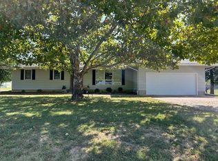 20069 Pratt Rd, Parsons, KS 67357