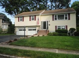3 Leslie Ct, Springfield, NJ 07081