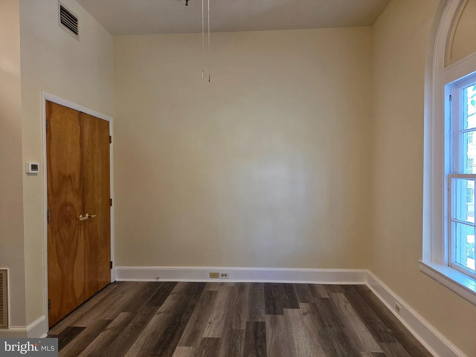 Studio, 1.0 bath, 400 sqft, $1,200 — Photo 4