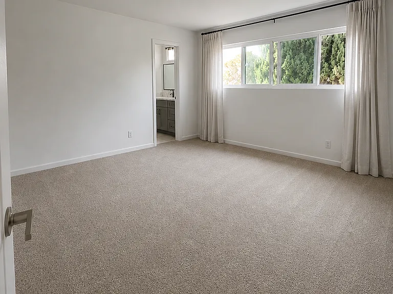 1178 N Kenmore Ave #4 — Photo 20