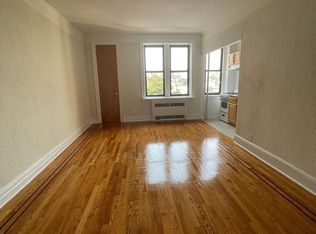 100 E 18th St #6H, Brooklyn, NY 11226