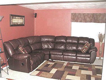 2nd image of 543 Willow Ave