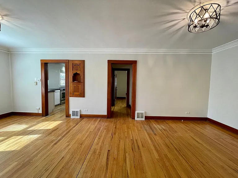2231 S High St — Photo 3