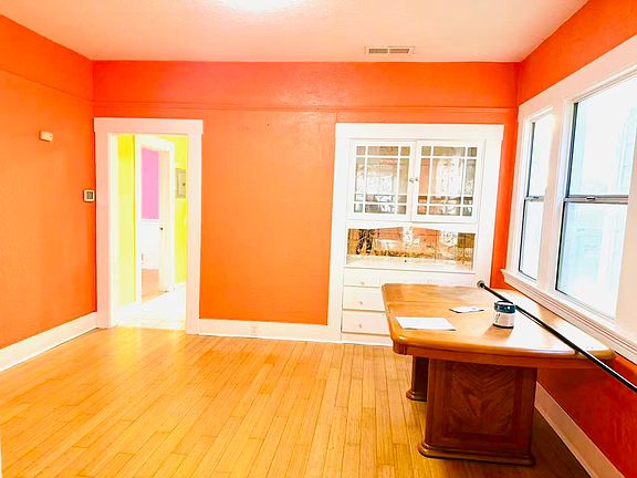 2nd image of 2119 E 21st St