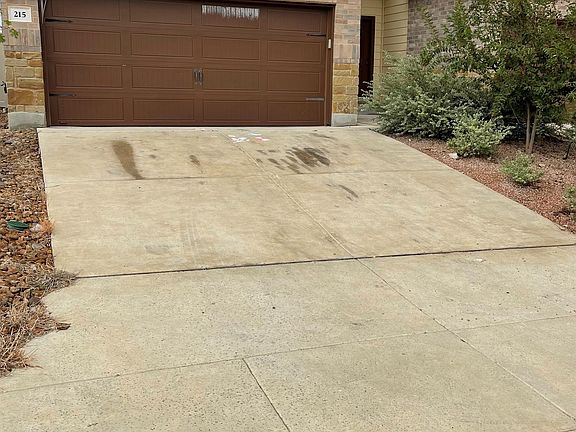 3rd image of 215 Kaspar Way #1