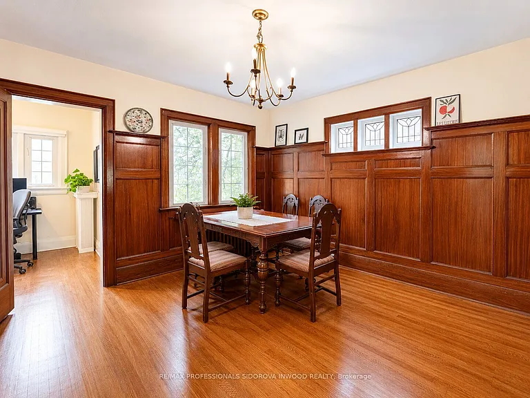 112 Clendenan Ave — Photo 7