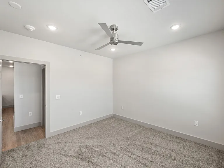 3751 Heritage Towne Blvd — Photo 77