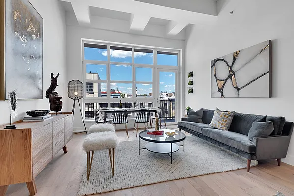 Sold by Modern Spaces | media 3