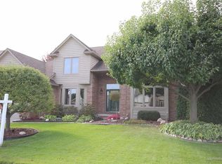 50865 Middle River Dr, Macomb, MI 48044