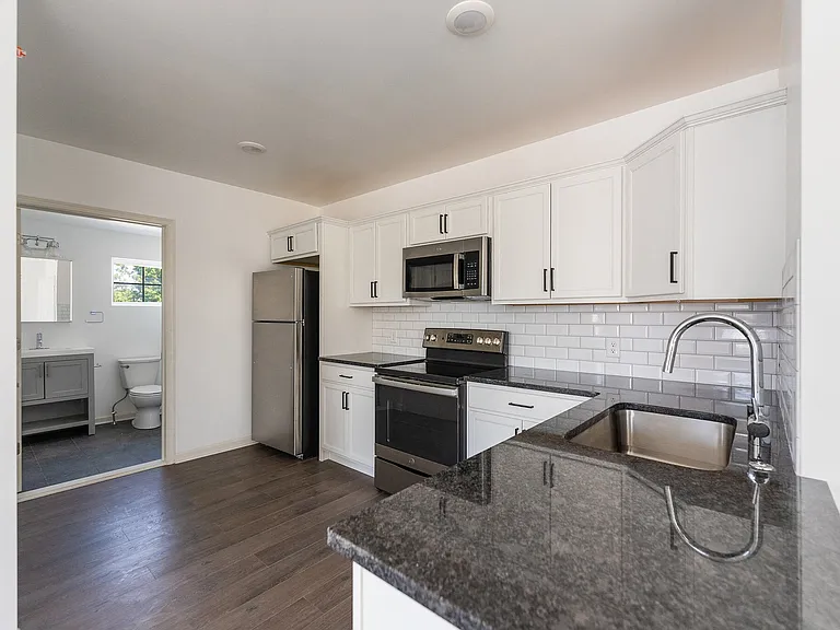7105 Ridge Avenue — Photo 6