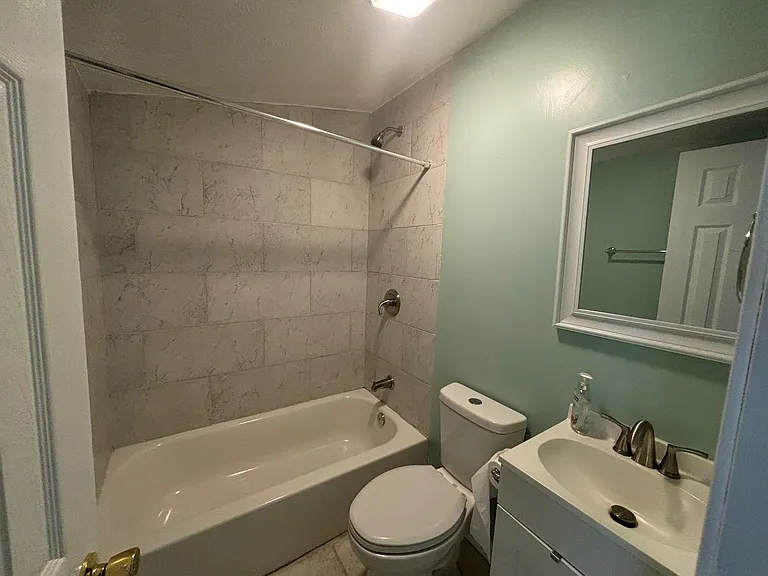 619.5 Taylor Ave #3 — Photo 6