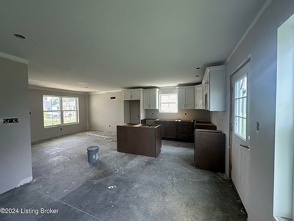 5th image of 7101 James Madison Way