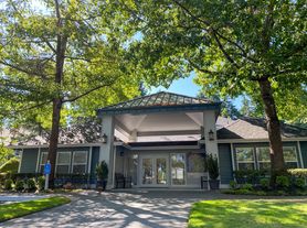 Commons at Creekside Apartments