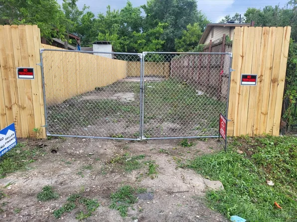 629 E 37th St, Houston, TX 77022