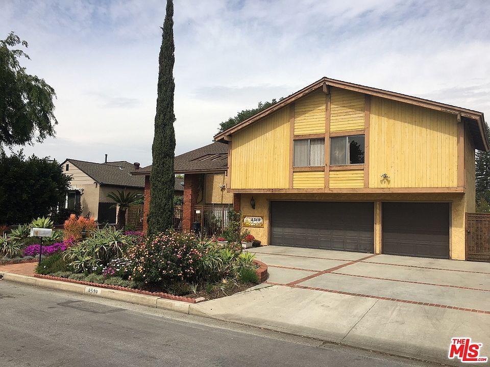 2nd image of 4519 E Village Rd