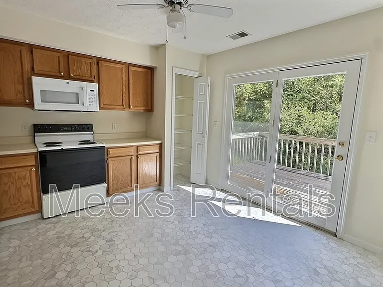 110 Botley Ln #7 — Photo 6