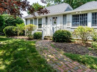125 Parker Rd, Osterville, MA 02655