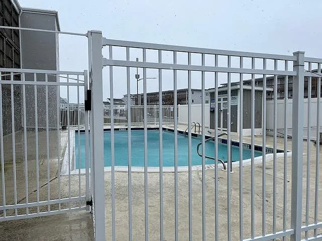 507 Robin Dr #105 — Photo 17