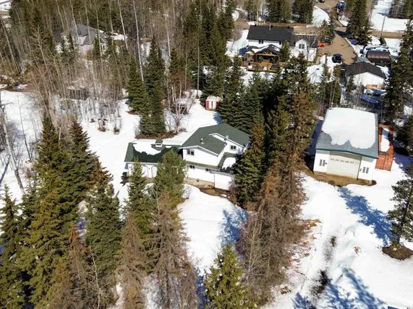 126 S Community Ln, Wood Buffalo, AB T9H 5B4
