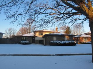 506 S Division St, Peotone, IL 60468