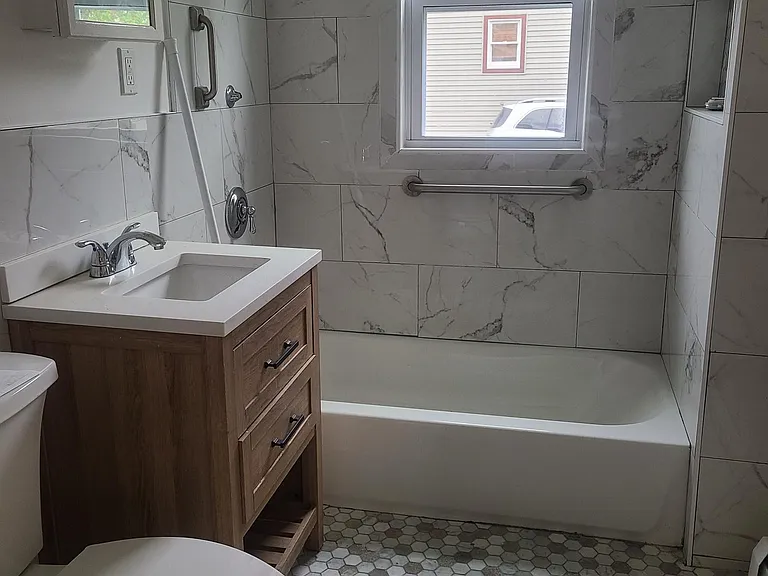 2 Winston Rd #1 — Photo 8