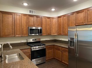 608 S Riverside Ave APT 302, Rialto, CA 92376