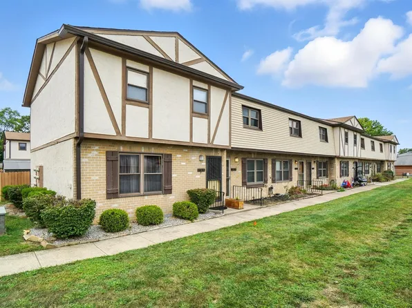 3828 Queen Anne Pl #B8, Grove City, OH 43123