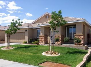 14046 Dahlia Dr, Victorville, CA 92392