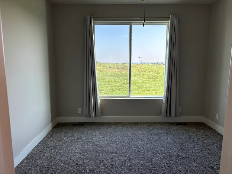 6852 Portage Dr — Photo 16