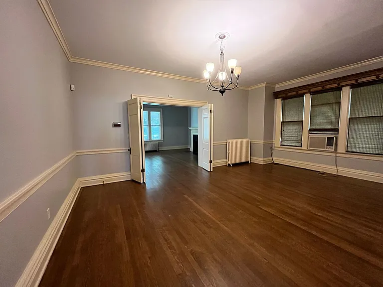 240 S Belvedere Blvd — Photo 8