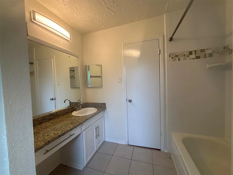 19718 Spanish Needle Dr — Photo 15