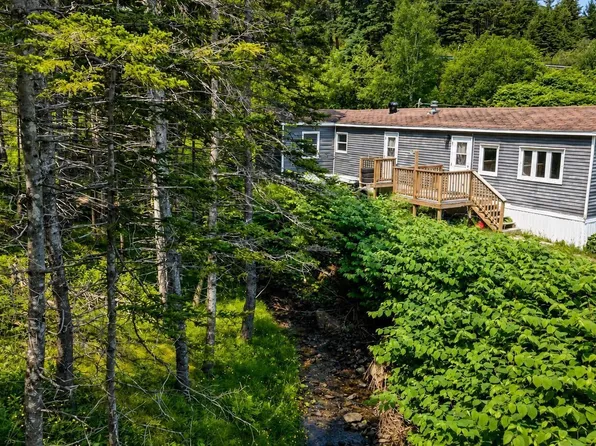 75 Broad Cove Banks Rd, Inverness, NS B0E 1N0