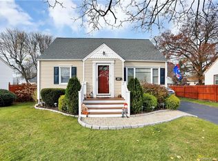 170 Dahl Ave, Stratford, CT 06614