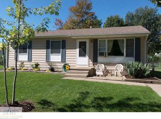 6946 Richard Rd, Lansing, MI 48911