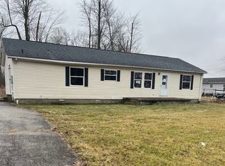 3703 W Long Way, Madison, IN 47250