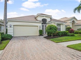 1742 Marsh Run, Naples, FL 34109