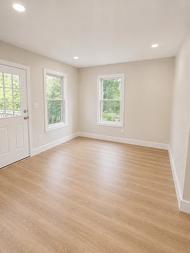 214 Winnikee Ave Photo 1