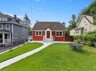 198 Hickory Ave, Tenafly, NJ 07670