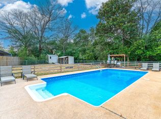 6198 Garden City Rd, Crestview, FL 32539