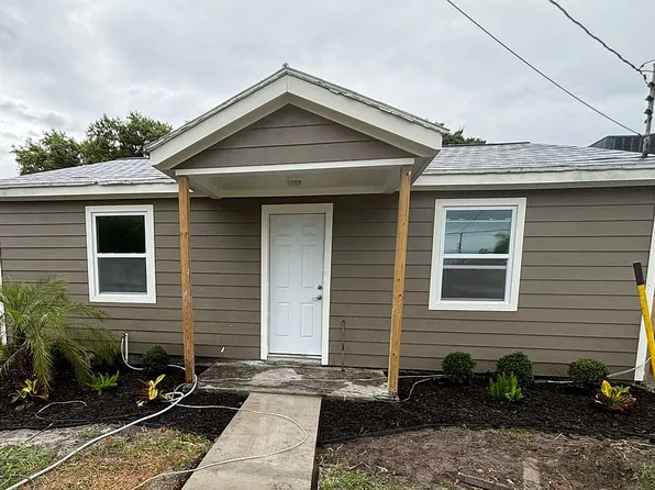 1709 Miami Ct, Fort Pierce, FL 34950