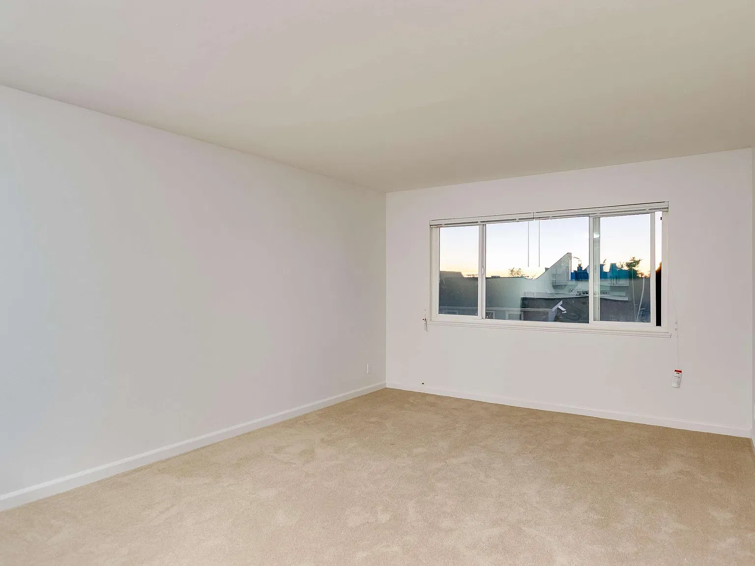 1 bed, 750 sqft, $2,075 — Photo 3
