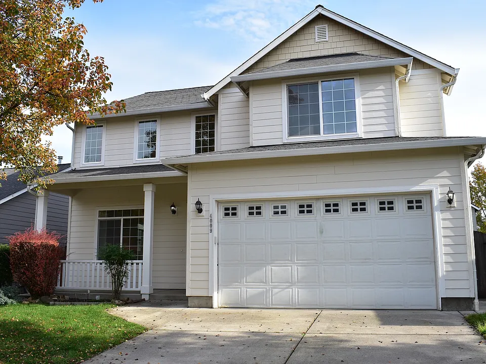 4009 NE 165th Ave