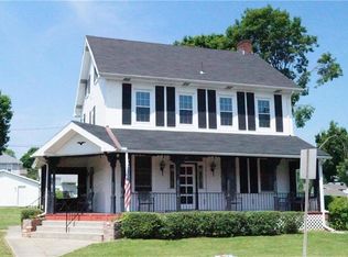1206 Howertown Rd, Catasauqua, PA 18032