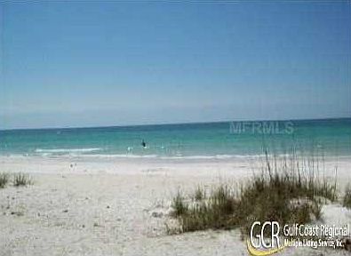 4th image of 2216 Gulf Dr N
