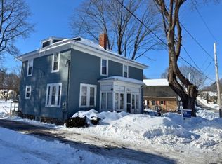 31-33 Roosevelt St, Maynard, MA 01754