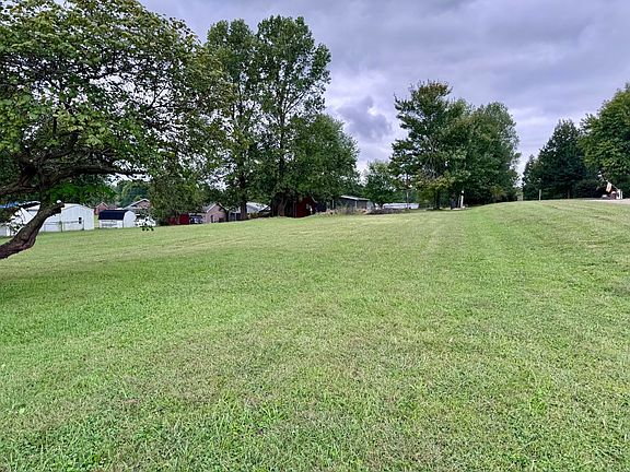 2nd image of 3532 Sullivan Rd