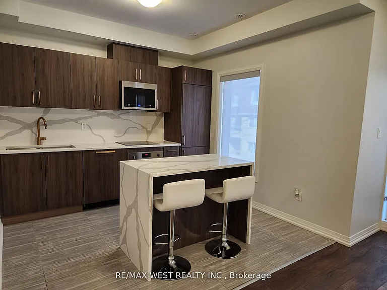 1165 Journeyman Ln #215 — Photo 4