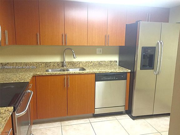 3rd image of 3300 NE 192nd St APT 1809