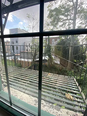 Rented by Hagstrom Management Inc | media 11