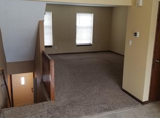 509 NW 3rd St, Blue Springs, MO 64014